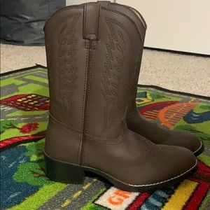 Boys Durango boots size 4D brown